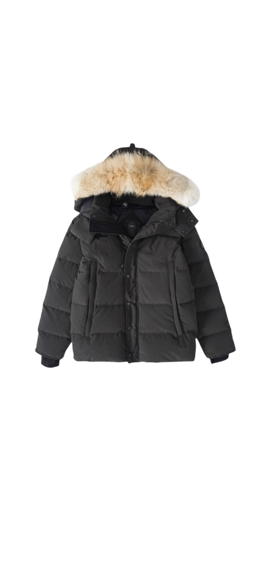 Wyndham parka black badge